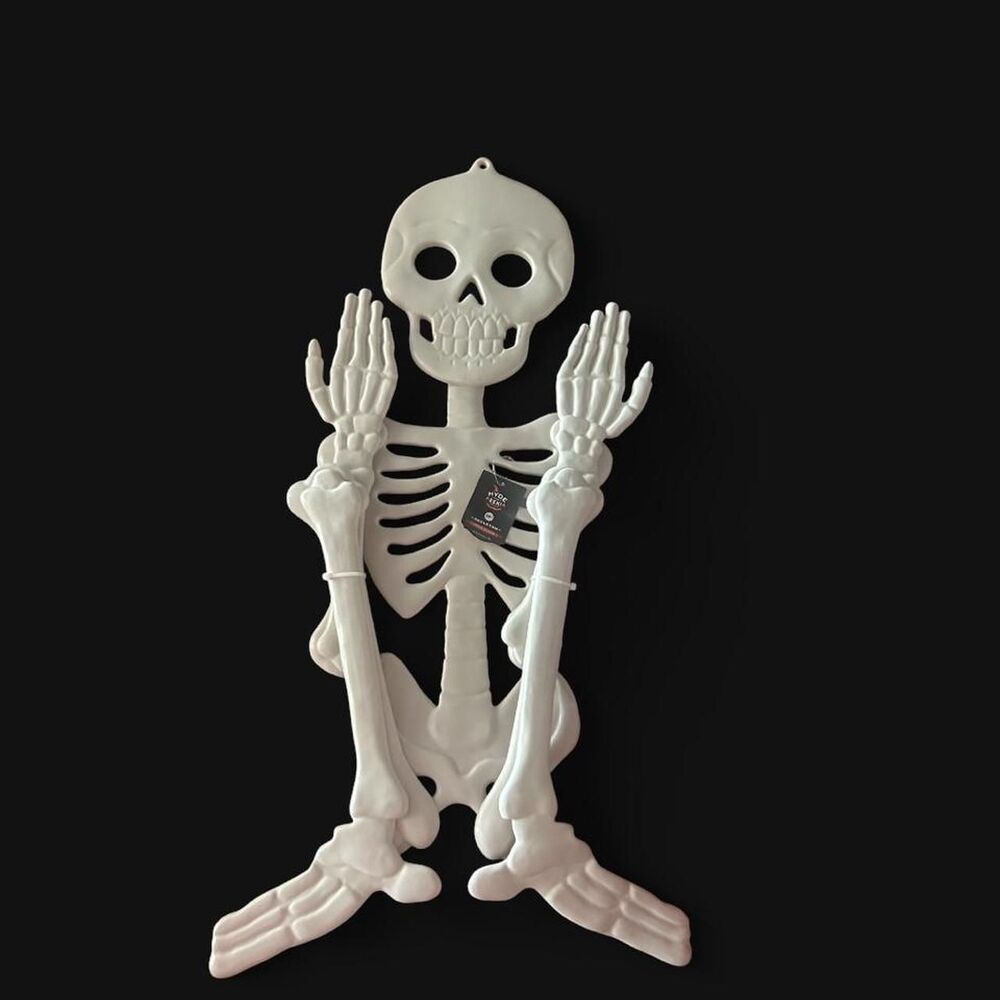 NWT 59" Bendable Skeleton